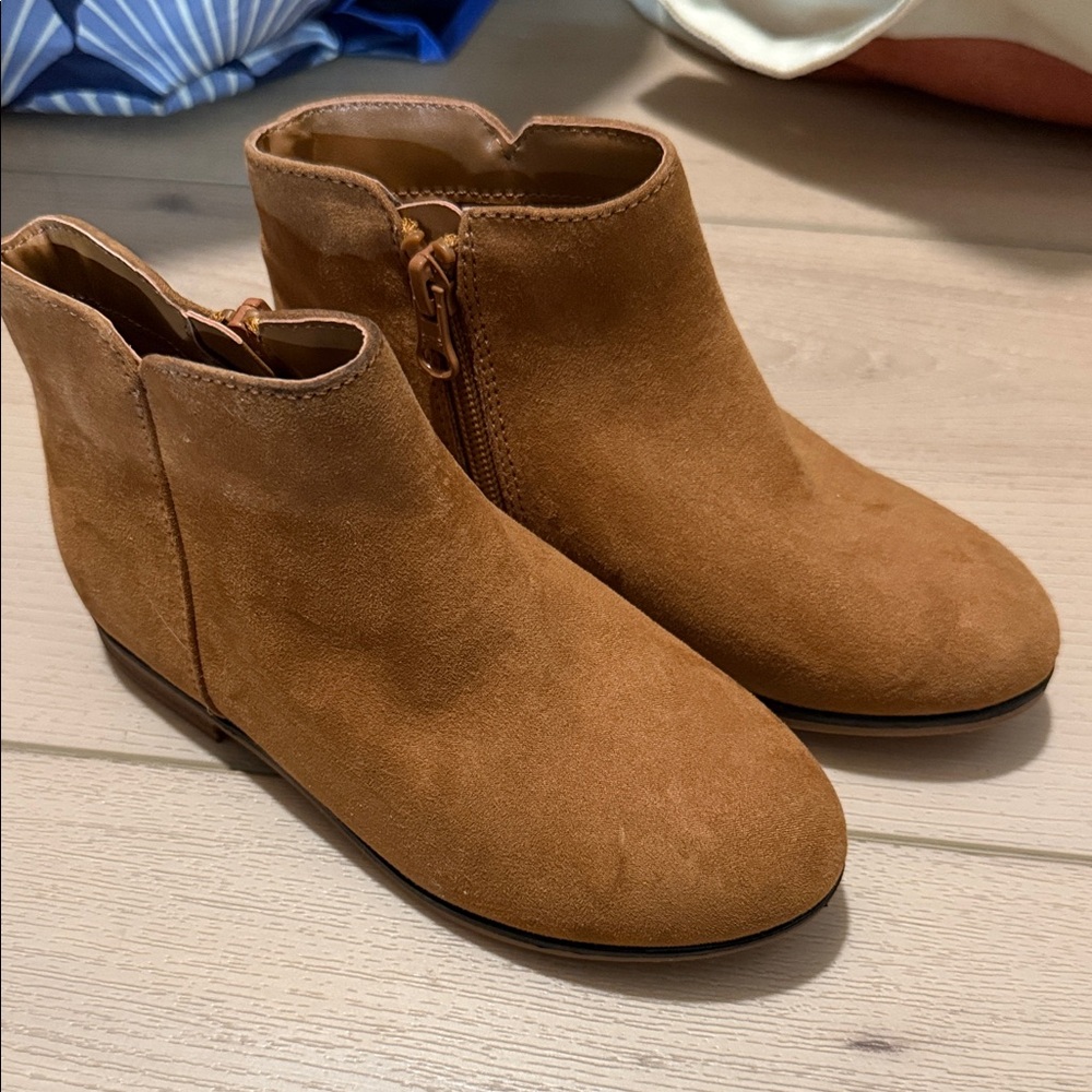 Cat & Jack Tan Suede Boots